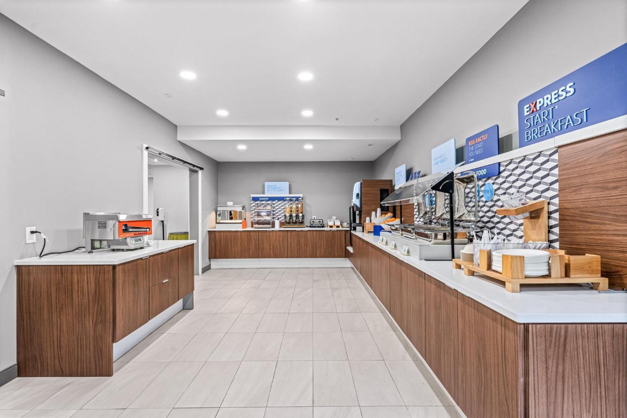 Holiday Inn Express & Suites Carneys Point - Pennsville By Ihg Exteriör bild