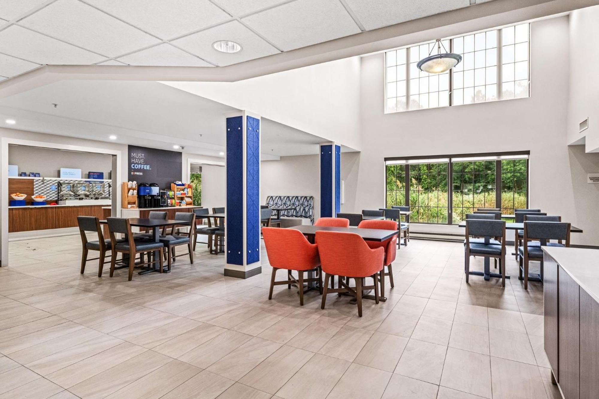 Holiday Inn Express & Suites Carneys Point - Pennsville By Ihg Exteriör bild