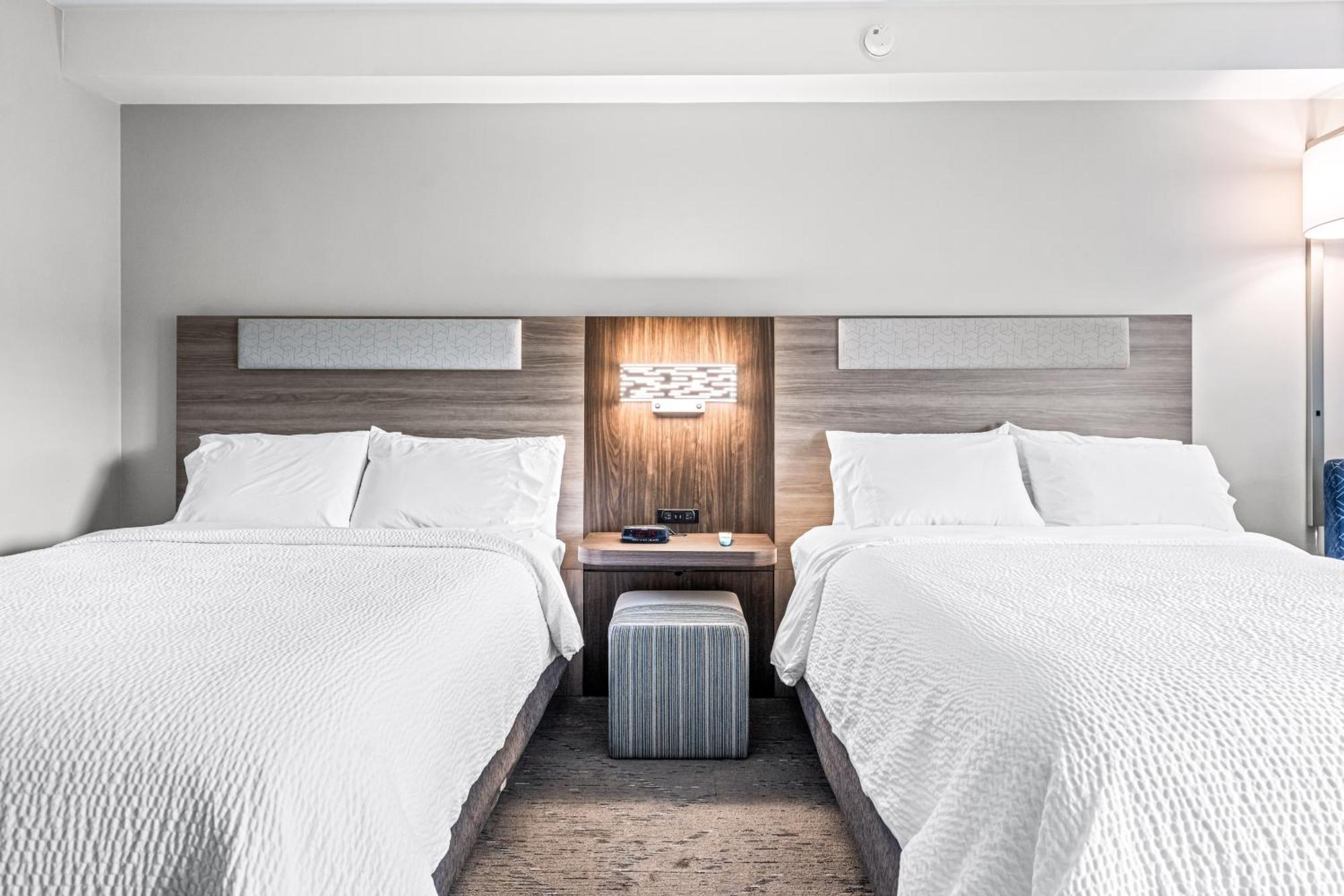 Holiday Inn Express & Suites Carneys Point - Pennsville By Ihg Exteriör bild